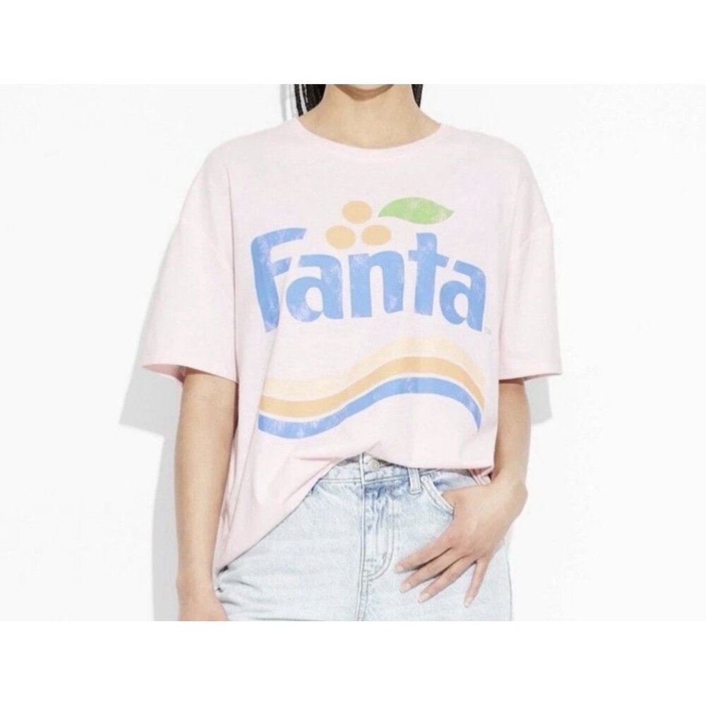 Women’s Fanta Short Sleeve Oversized Graphic T Shirt Size Large L Pink